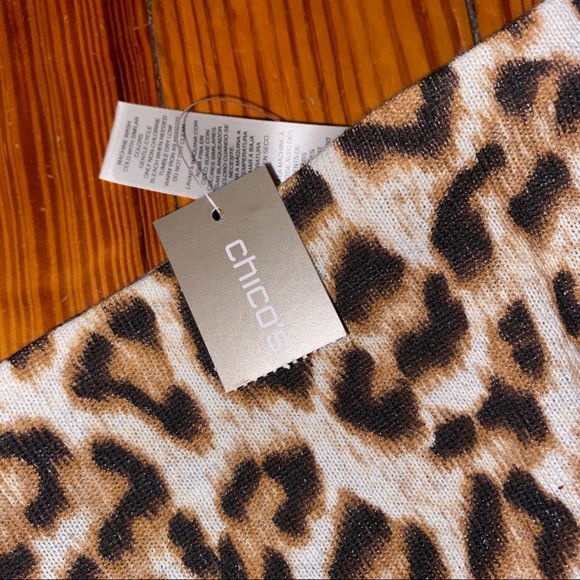 Leopard-Black Reversible Infinity Scarf - Picture 6 of 8